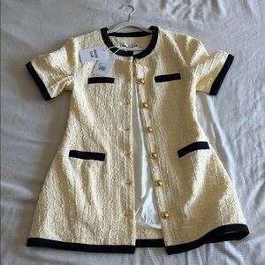 Chic Cream and Black Short Sleeve Coat